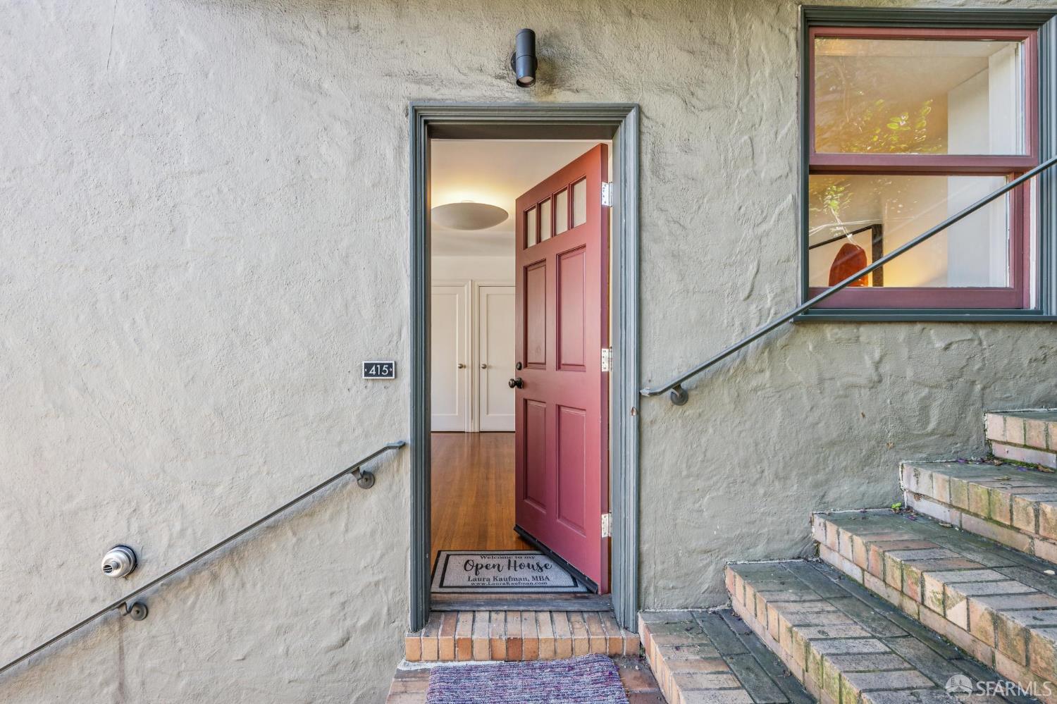 Detail Gallery Image 5 of 40 For 415 Carl St, San Francisco,  CA 94117 - 1 Beds | 1 Baths