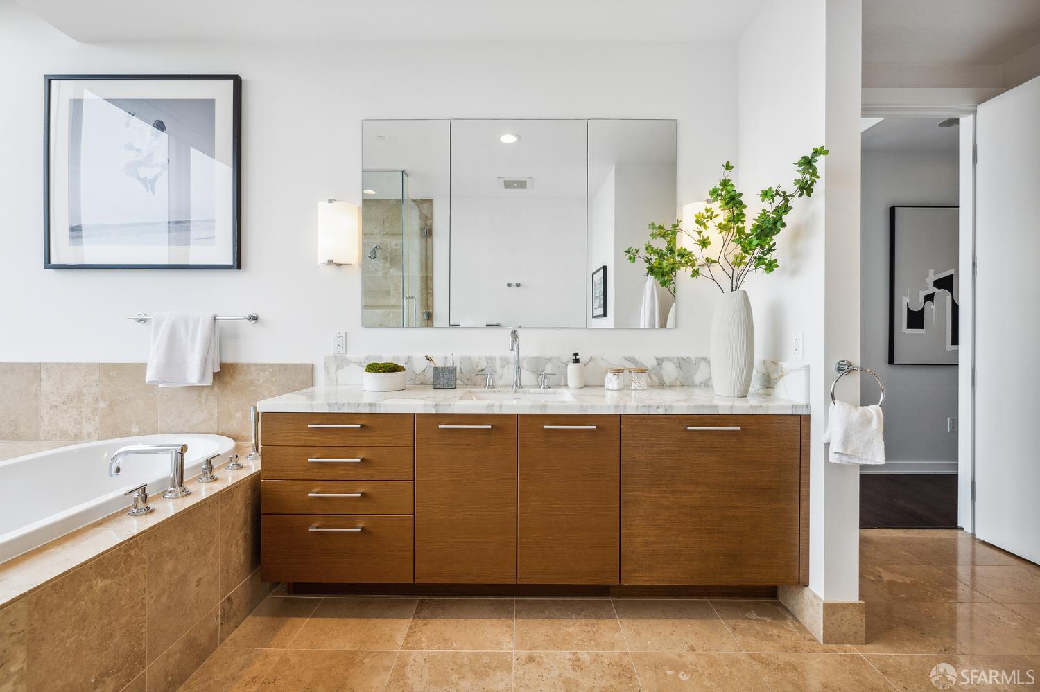 Photo #37: 426107975 Listing: Photo #37