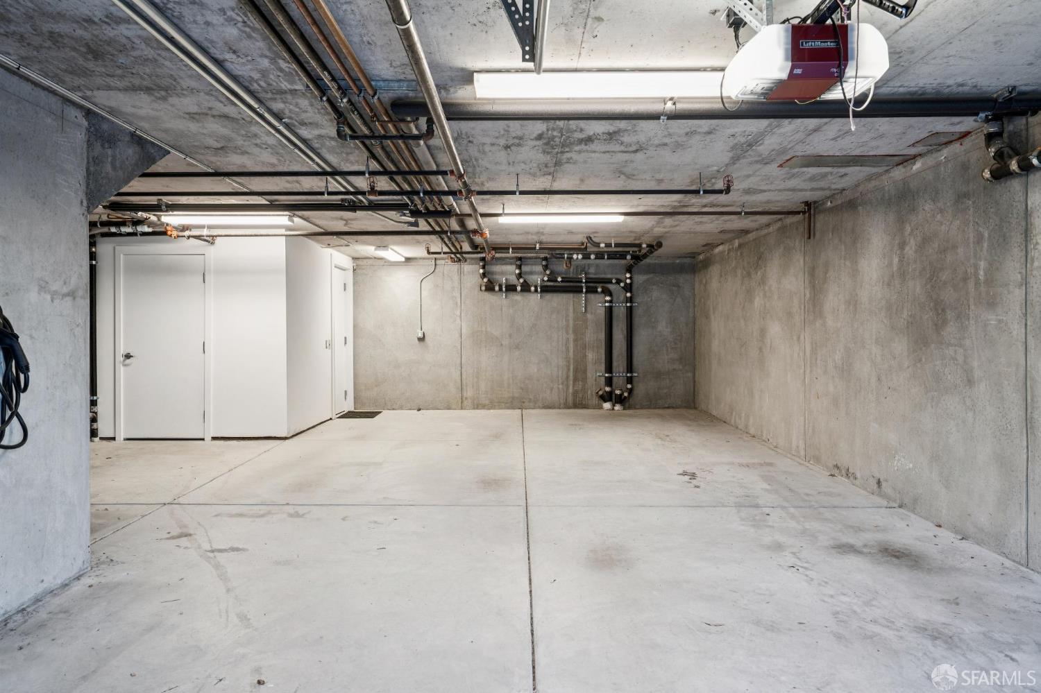 Detail Gallery Image 76 of 80 For 268 Grand View Ave, San Francisco,  CA 94114 - 4 Beds | 3 Baths