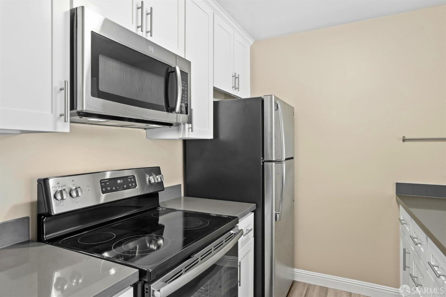 Detail Gallery Image 6 of 52 For 1550 Frontera Way #319,  Millbrae,  CA 94030 - 1 Beds | 1 Baths