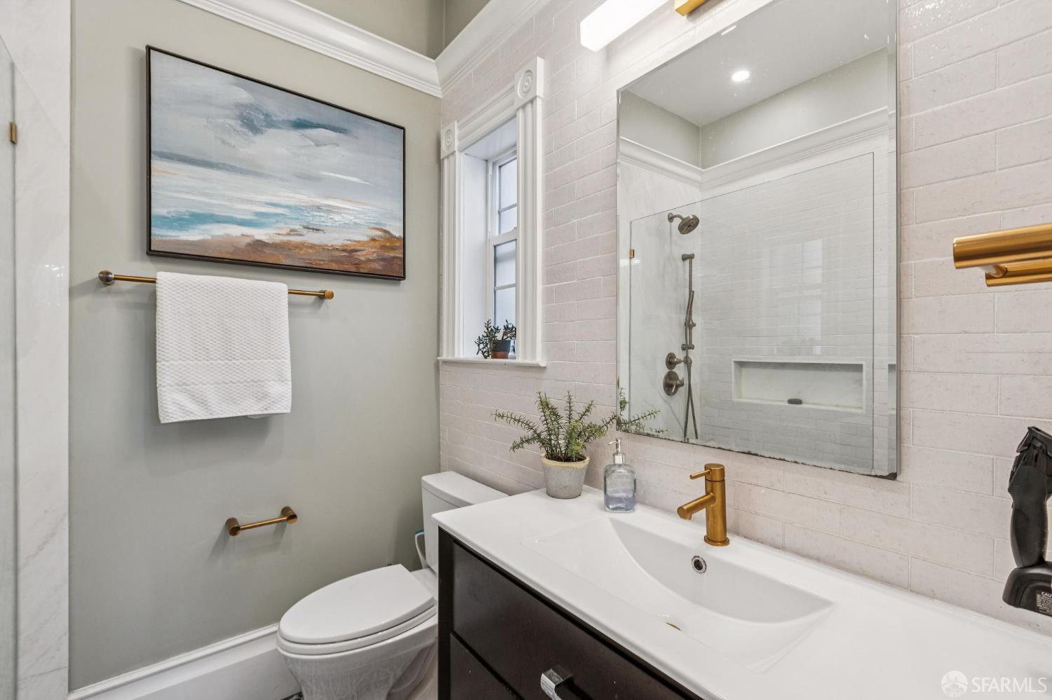 Detail Gallery Image 20 of 40 For 1844 Scott St, San Francisco,  CA 94115 - 2 Beds | 2 Baths