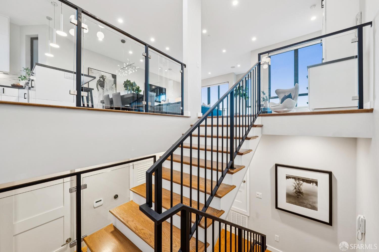 Detail Gallery Image 35 of 80 For 268 Grand View Ave, San Francisco,  CA 94114 - 4 Beds | 3 Baths