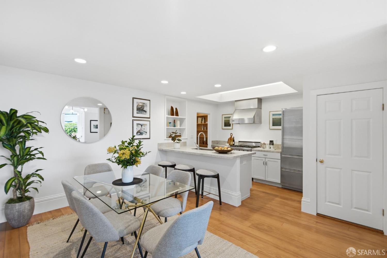 Detail Gallery Image 11 of 88 For 512 Connecticut St, San Francisco,  CA 94107 - 3 Beds | 2/1 Baths