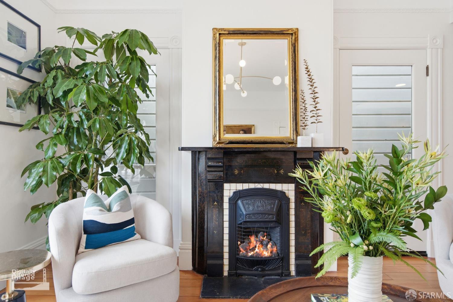 Detail Gallery Image 7 of 88 For 512 Connecticut St, San Francisco,  CA 94107 - 3 Beds | 2/1 Baths