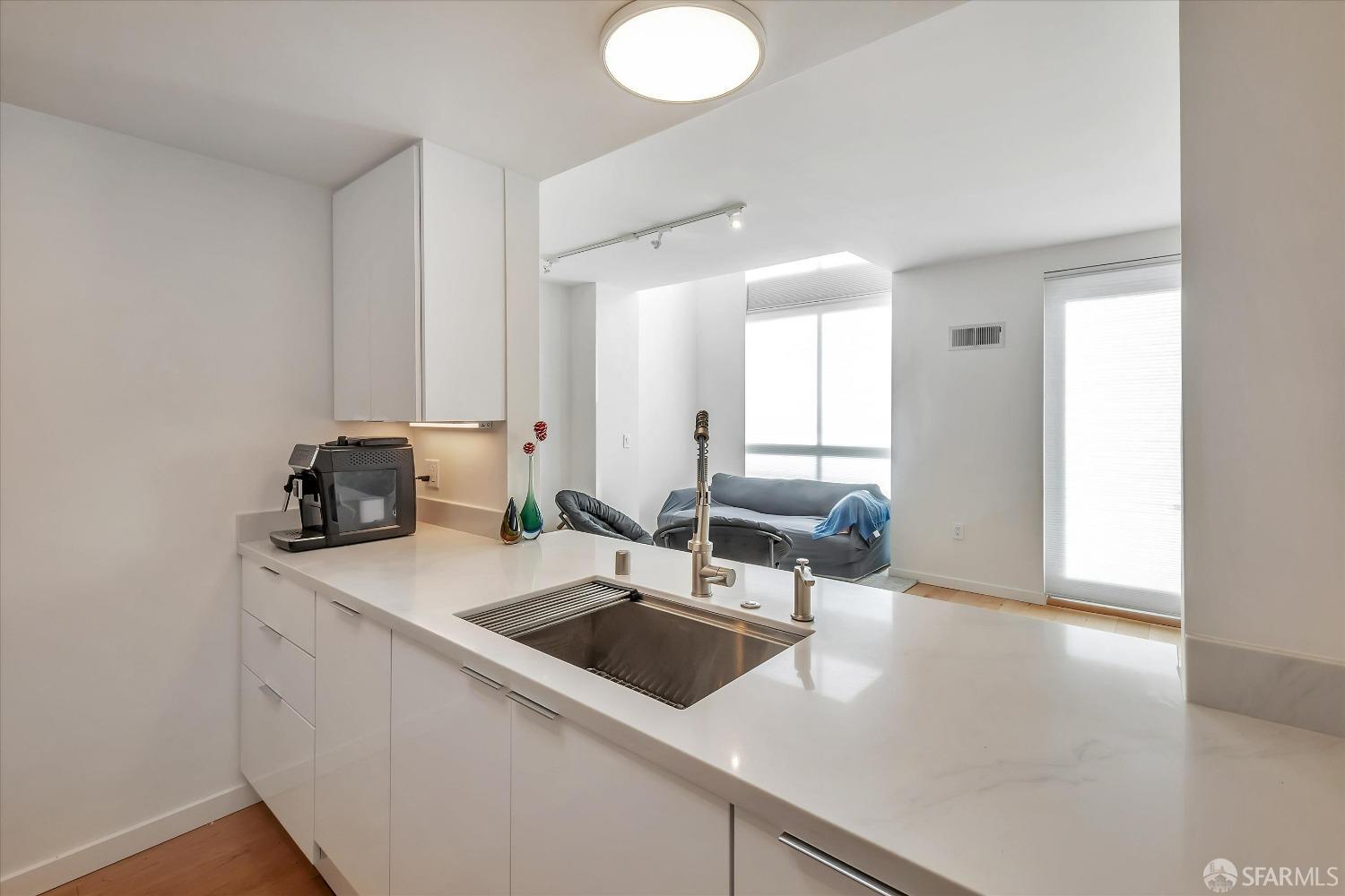 Detail Gallery Image 31 of 34 For 69 Clementina St #802,  San Francisco,  CA 94105 - 2 Beds | 2/1 Baths