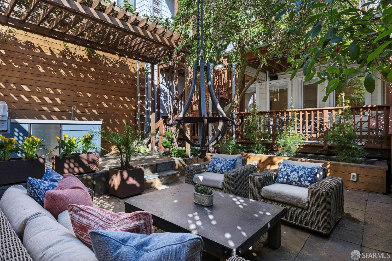 Detail Gallery Image 82 of 84 For 810 Dolores St, San Francisco,  CA 94110 - – Beds | – Baths