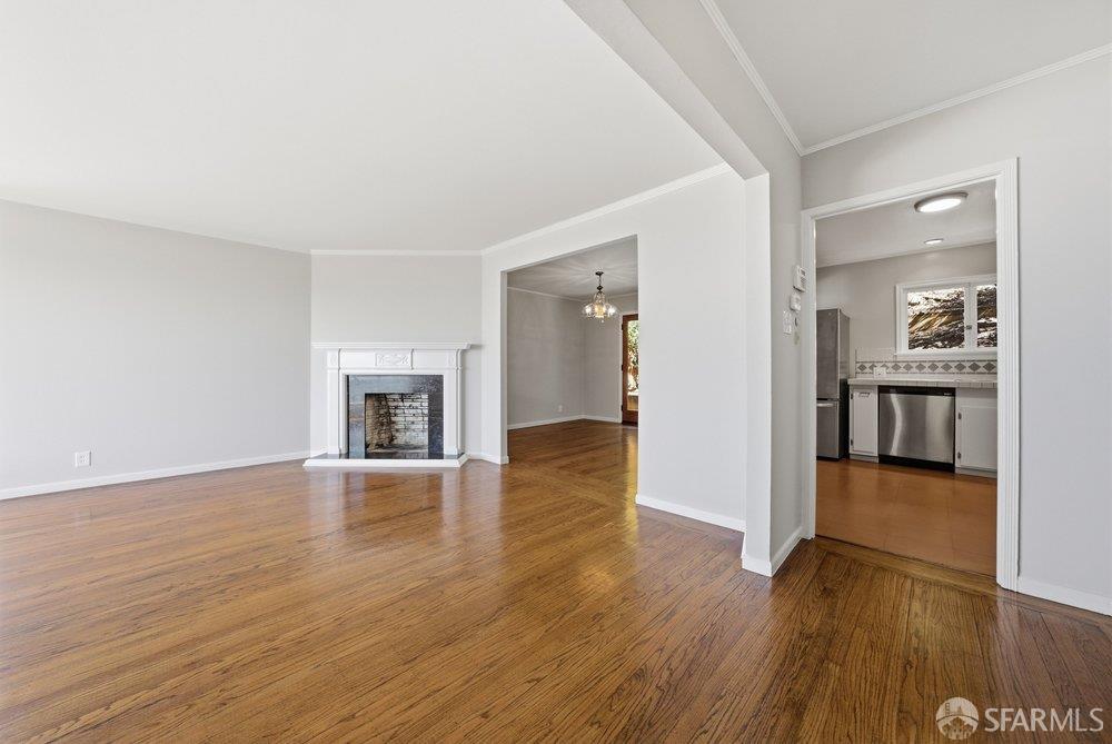 Detail Gallery Image 17 of 81 For 2056 14th Ave, San Francisco,  CA 94116 - 3 Beds | 1/1 Baths