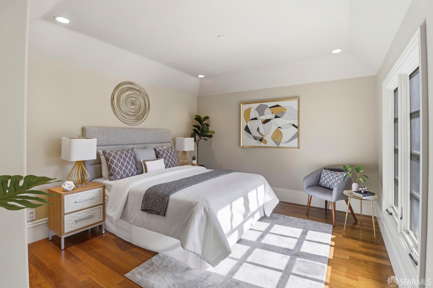 Detail Gallery Image 45 of 57 For 575 Pullman Rd, Hillsborough,  CA 94010 - 5 Beds | 4/1 Baths