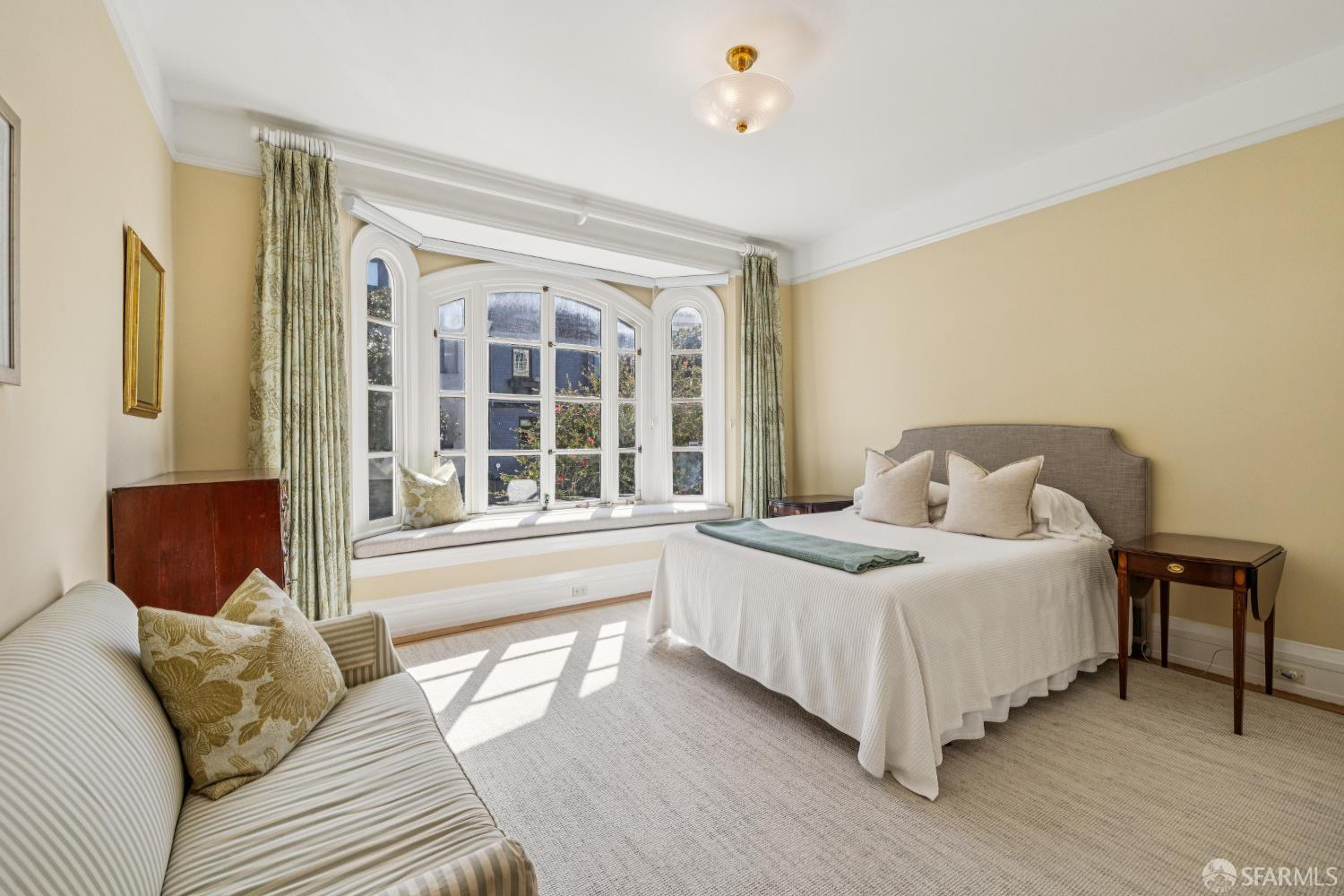 Detail Gallery Image 25 of 33 For 2450 Vallejo St, San Francisco,  CA 94123 - 3 Beds | 2 Baths