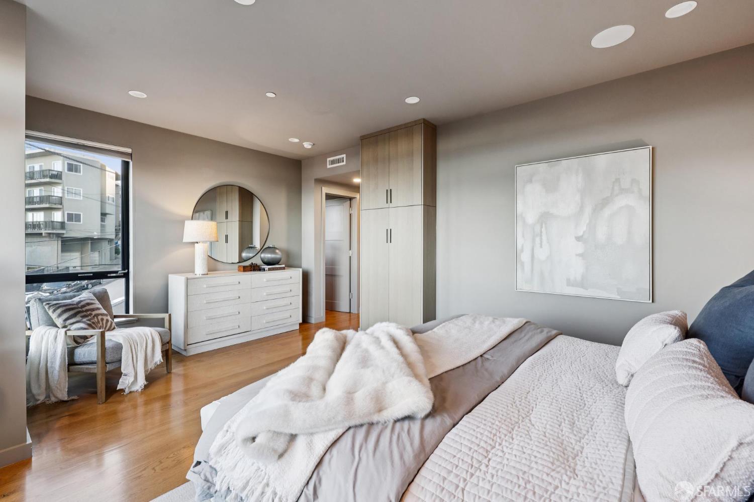 Detail Gallery Image 41 of 80 For 268 Grand View Ave, San Francisco,  CA 94114 - 4 Beds | 3 Baths