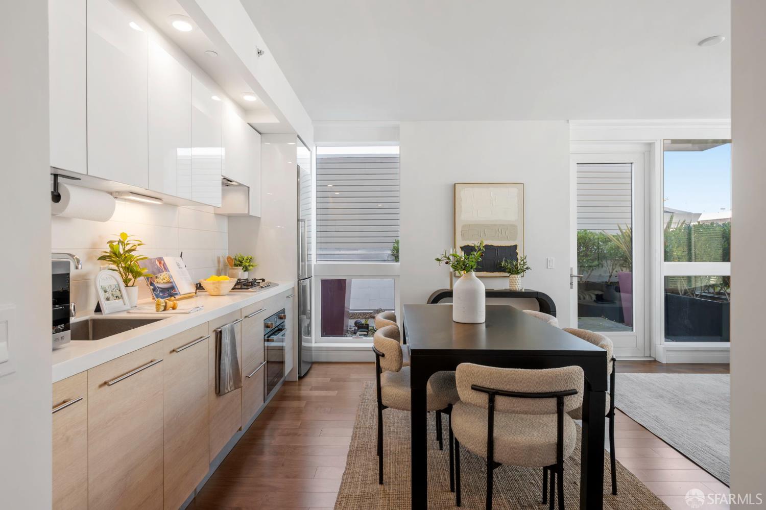 Photo #7: 426107274 Listing: Photo #7