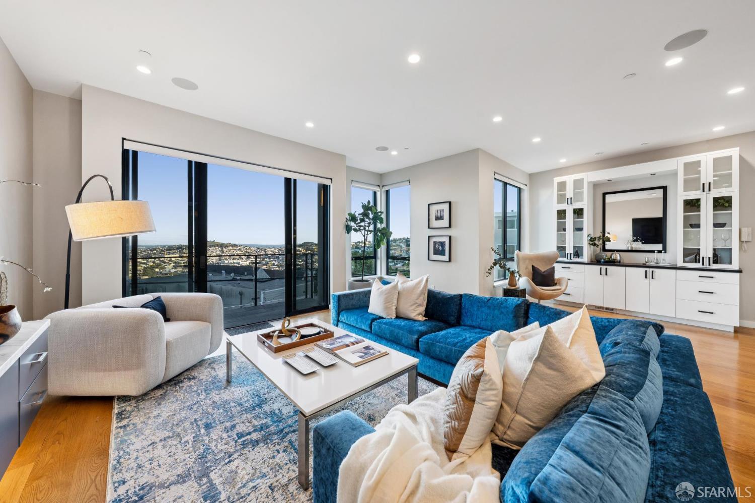 Detail Gallery Image 9 of 80 For 268 Grand View Ave, San Francisco,  CA 94114 - 4 Beds | 3 Baths