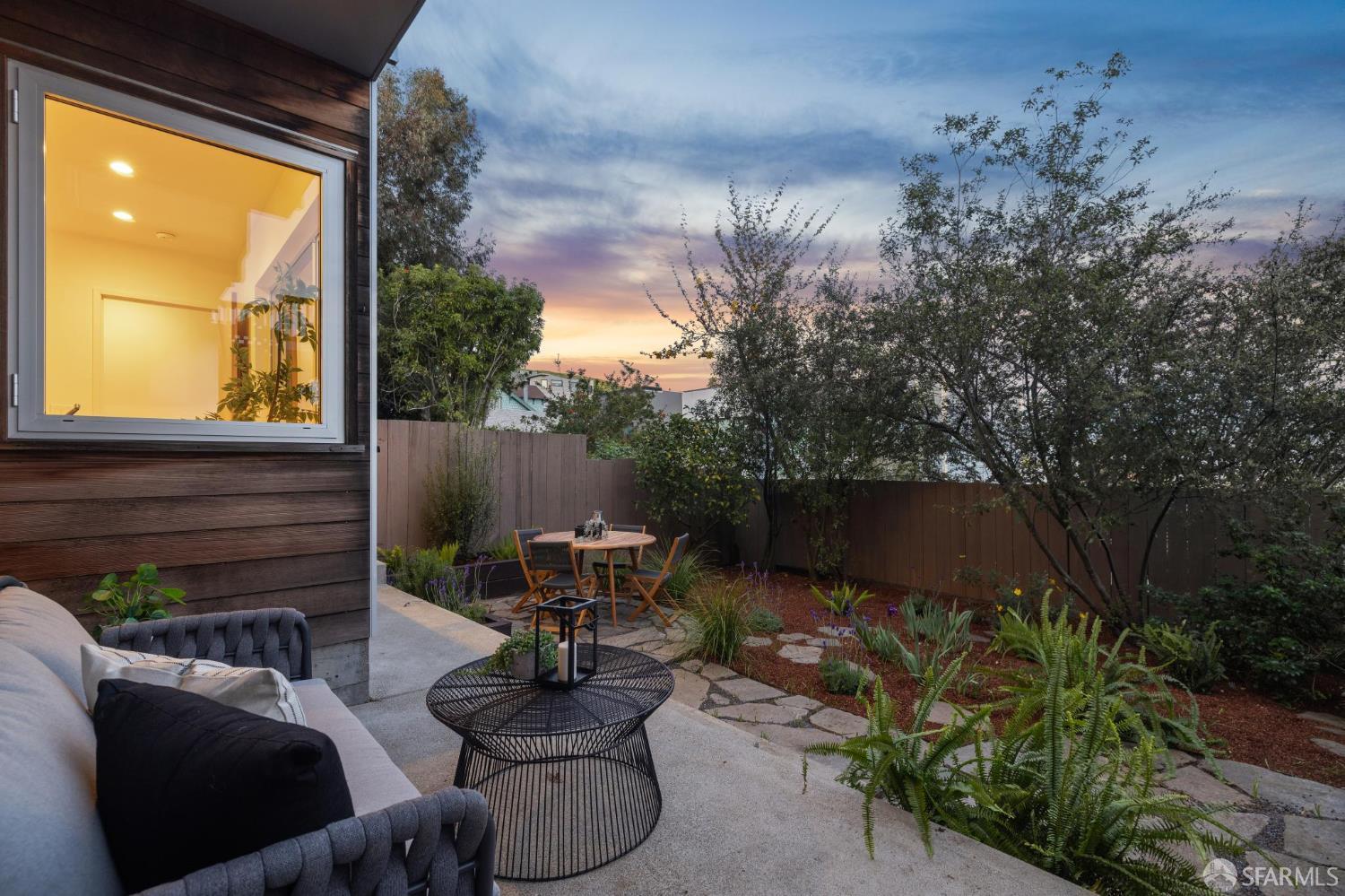 Detail Gallery Image 71 of 89 For 115 Ellsworth St, San Francisco,  CA 94110 - 3 Beds | 3 Baths