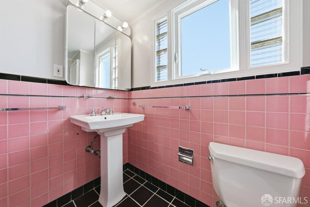 Detail Gallery Image 56 of 81 For 2056 14th Ave, San Francisco,  CA 94116 - 3 Beds | 1/1 Baths