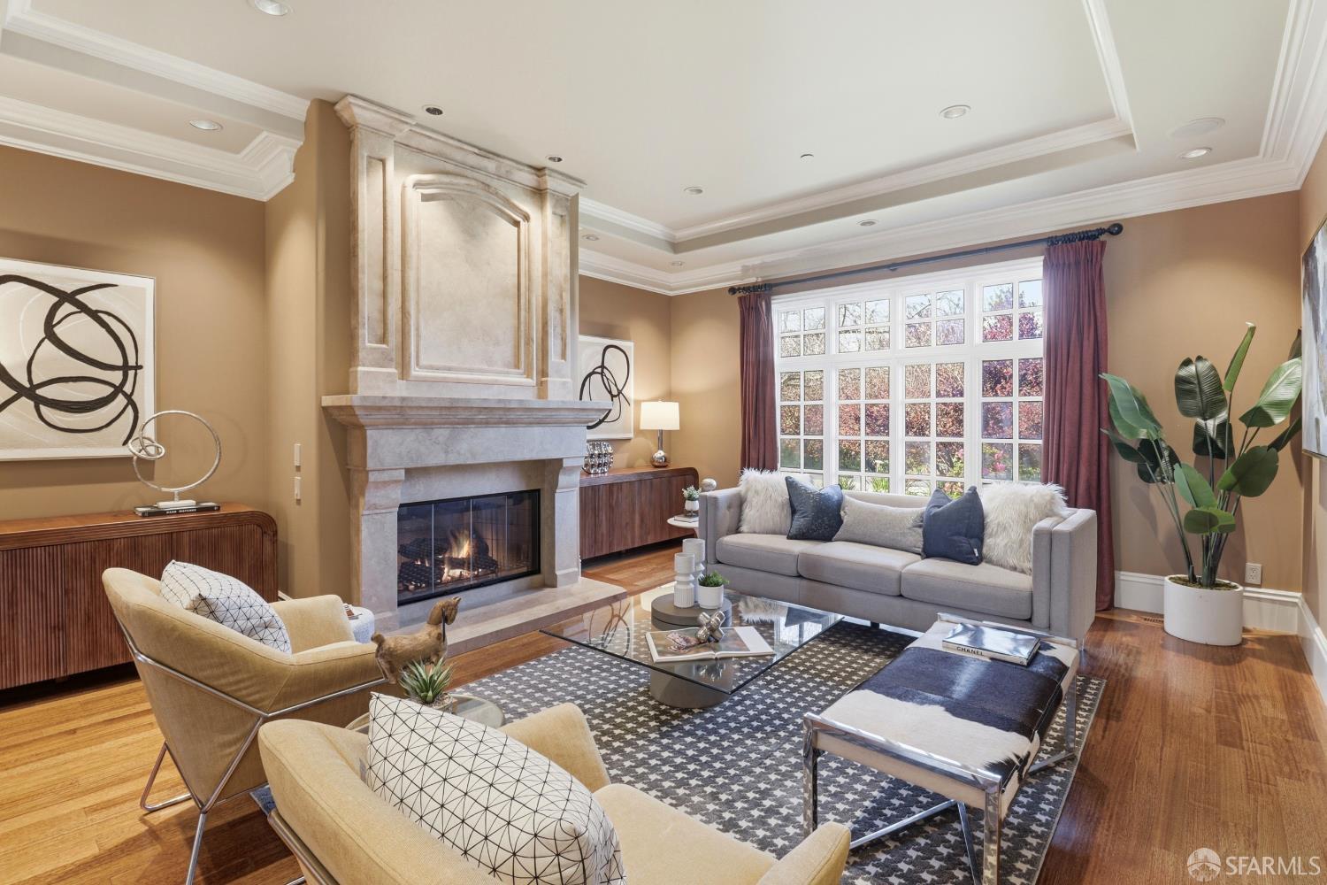 Detail Gallery Image 14 of 57 For 575 Pullman Rd, Hillsborough,  CA 94010 - 5 Beds | 4/1 Baths