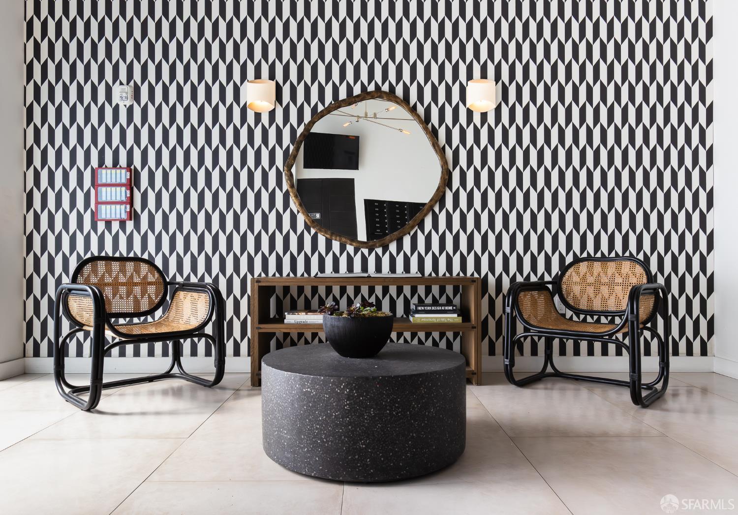 Detail Gallery Image 3 of 51 For 3620 Cesar Chavez St #203,  San Francisco,  CA 94110 - 2 Beds | 2 Baths