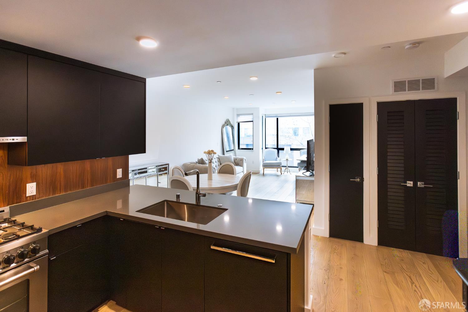 Detail Gallery Image 13 of 51 For 3620 Cesar Chavez St #203,  San Francisco,  CA 94110 - 2 Beds | 2 Baths