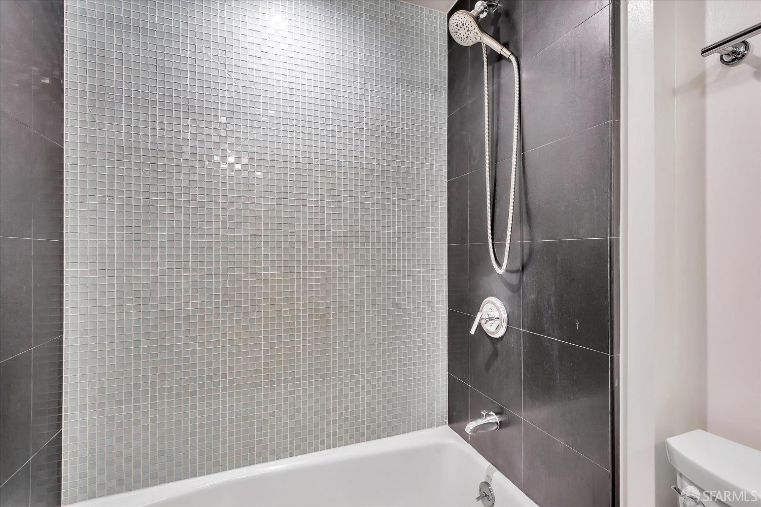 Detail Gallery Image 10 of 34 For 69 Clementina St #802,  San Francisco,  CA 94105 - 2 Beds | 2/1 Baths