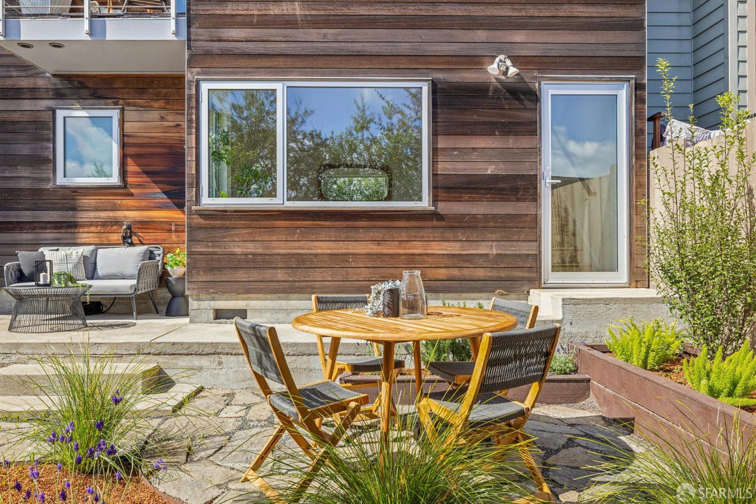 Detail Gallery Image 50 of 89 For 115 Ellsworth St, San Francisco,  CA 94110 - 3 Beds | 3 Baths