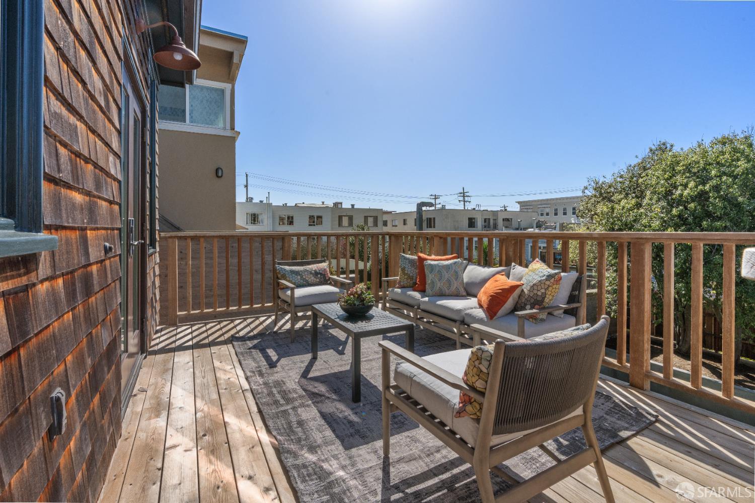 Detail Gallery Image 21 of 78 For 667 34th Ave, San Francisco,  CA 94121 - 3 Beds | 2 Baths