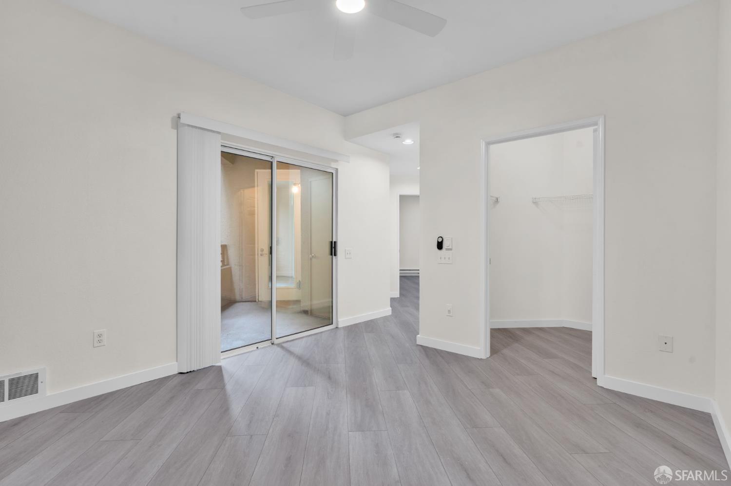 Detail Gallery Image 20 of 27 For 200 Caldecott Ln #107,  Oakland,  CA 94618 - 2 Beds | 2 Baths