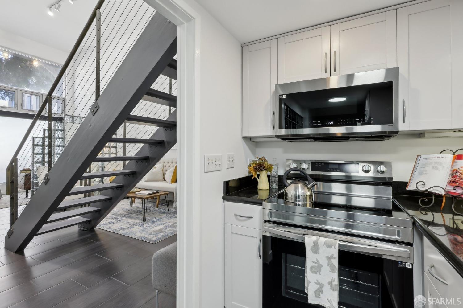 Detail Gallery Image 20 of 26 For 155 Harriet St #3,  San Francisco,  CA 94103 - 1 Beds | 1/1 Baths