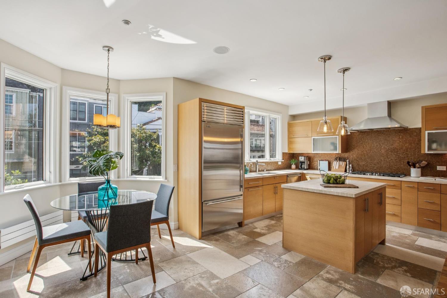 Photo #11: 426109060 Listing: Photo #11