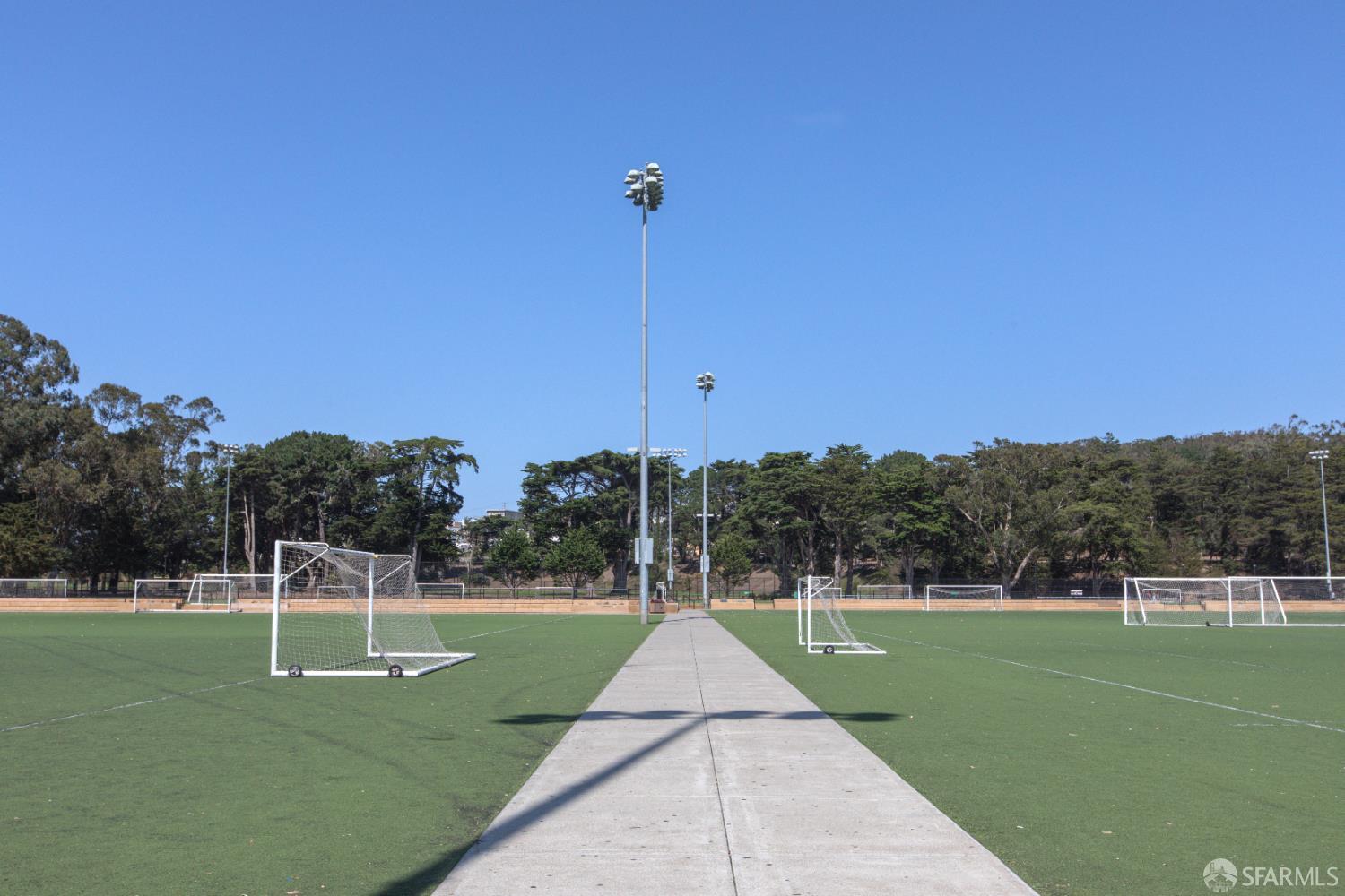 Detail Gallery Image 83 of 96 For 85 Concord St, San Francisco,  CA 94112 - 2 Beds | 1/1 Baths