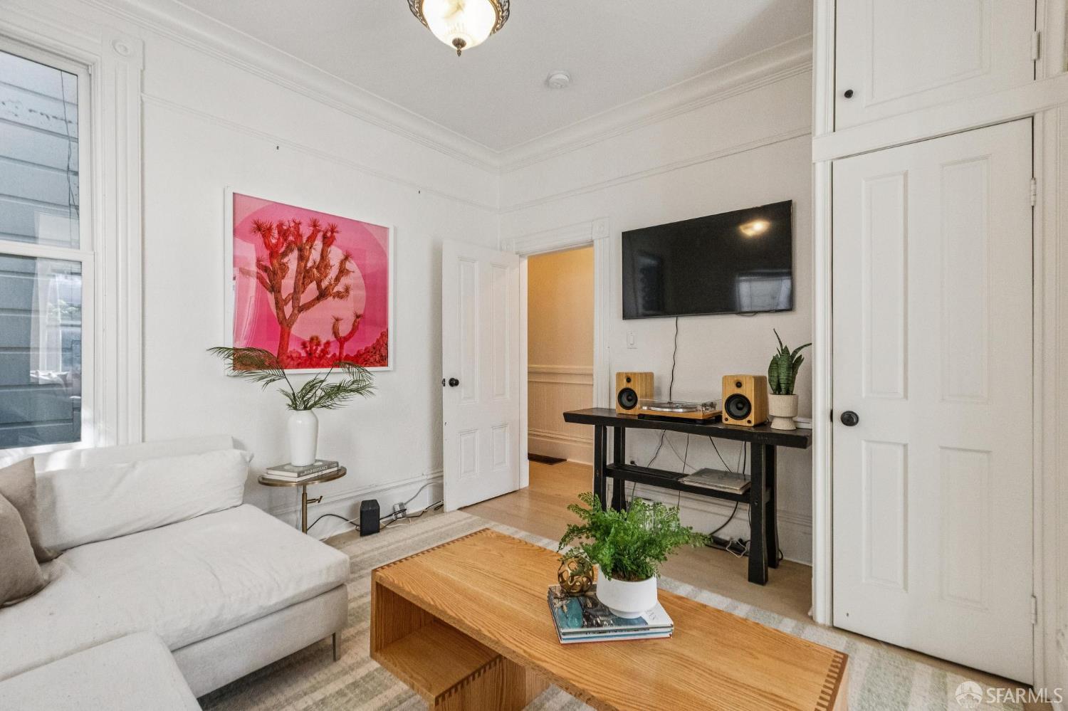 Detail Gallery Image 15 of 40 For 1844 Scott St, San Francisco,  CA 94115 - 2 Beds | 2 Baths