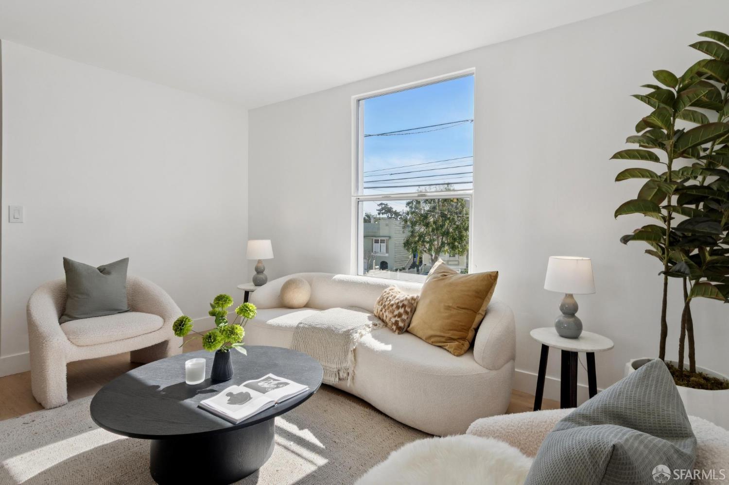 Detail Gallery Image 5 of 69 For 270 Flood Ave, San Francisco,  CA 94112 - 4 Beds | 3 Baths