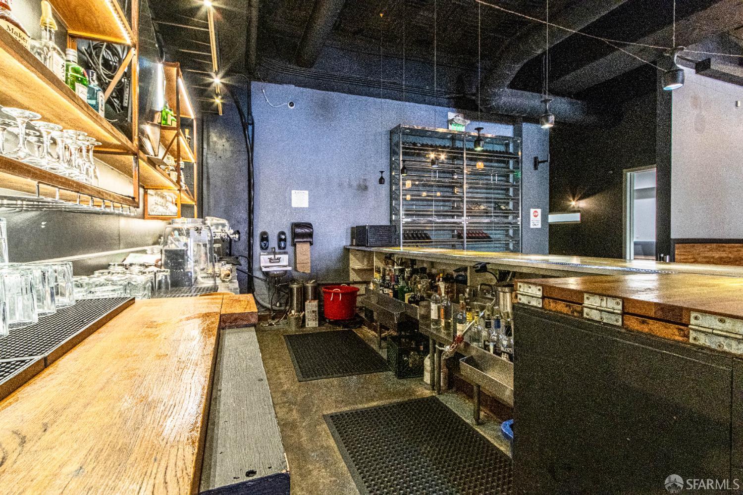 Detail Gallery Image 12 of 27 For 1865 Post St, San Francisco,  CA 94115 - – Beds | – Baths