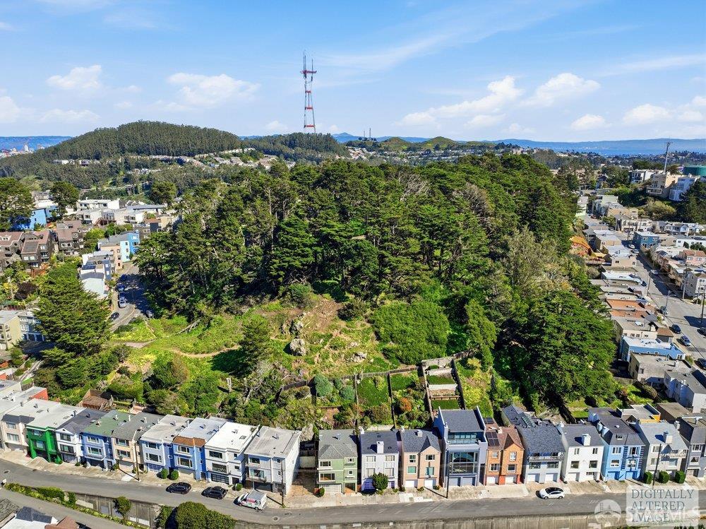 Detail Gallery Image 77 of 81 For 2056 14th Ave, San Francisco,  CA 94116 - 3 Beds | 1/1 Baths