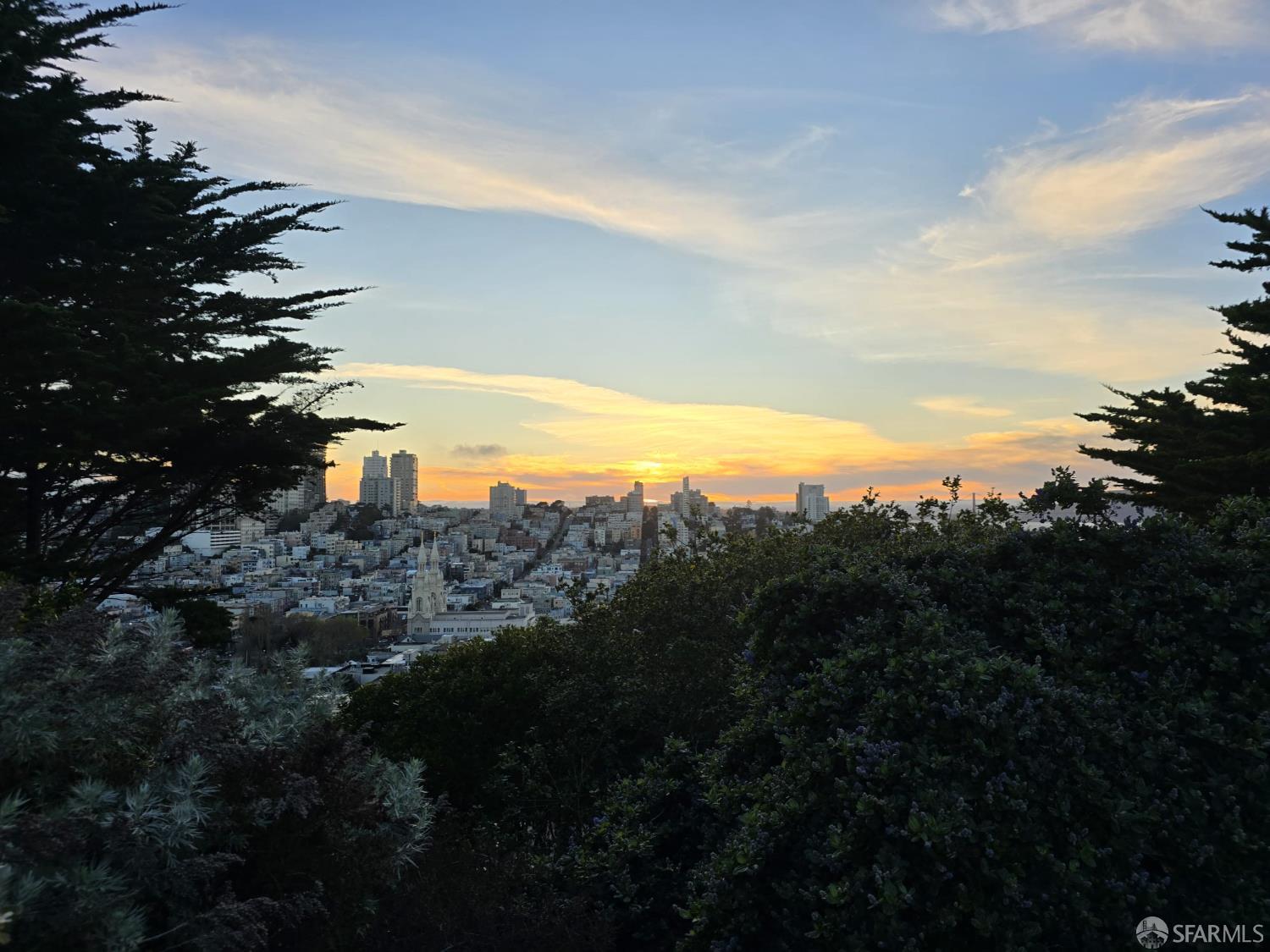 Detail Gallery Image 19 of 49 For 165 Valparaiso St, San Francisco,  CA 94133 - 4 Beds | 3 Baths