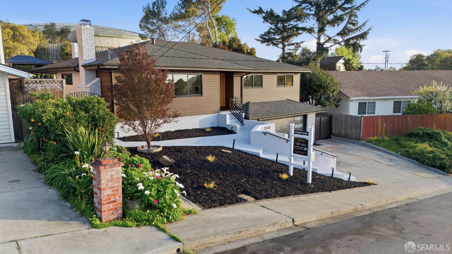 Detail Gallery Image 6 of 92 For 2847 Ralston Way, Hayward,  CA 94541 - 3 Beds | 2 Baths