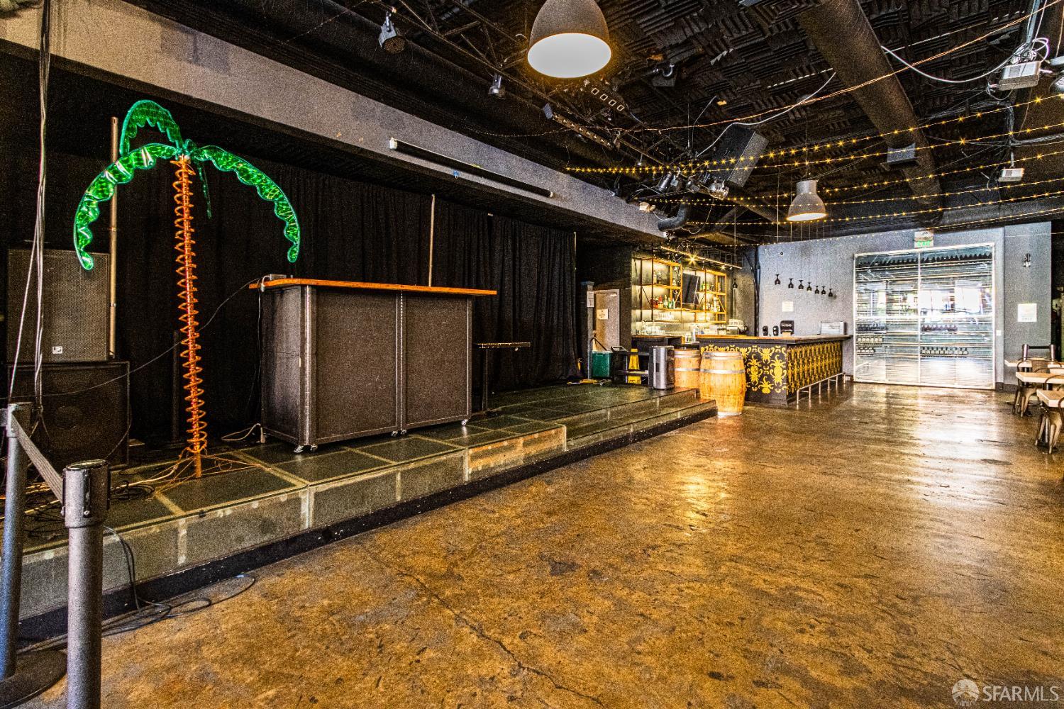 Detail Gallery Image 15 of 27 For 1865 Post St, San Francisco,  CA 94115 - – Beds | – Baths