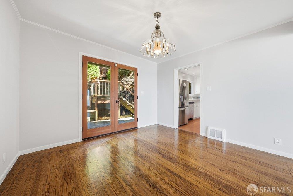 Detail Gallery Image 21 of 81 For 2056 14th Ave, San Francisco,  CA 94116 - 3 Beds | 1/1 Baths