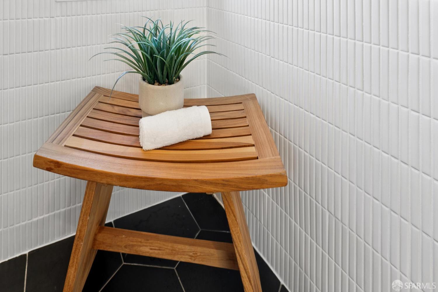 Detail Gallery Image 23 of 49 For 248 Ordway St, San Francisco,  CA 94134 - 4 Beds | 3 Baths