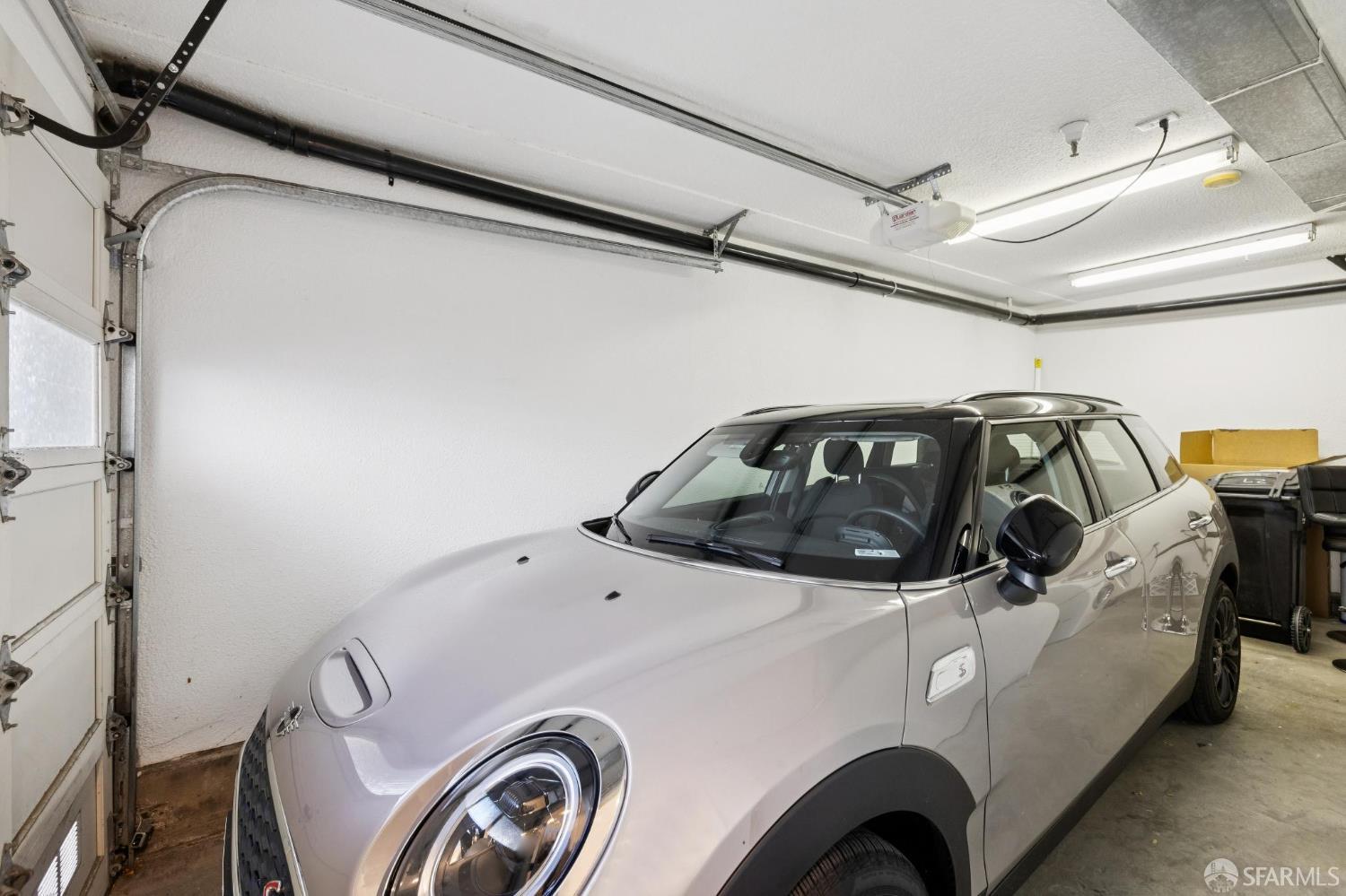 Photo #19: 426107520 Listing: Photo #19