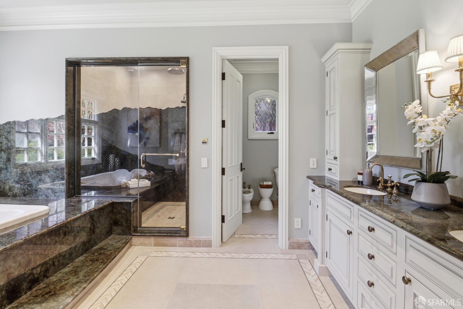 Detail Gallery Image 31 of 57 For 575 Pullman Rd, Hillsborough,  CA 94010 - 5 Beds | 4/1 Baths