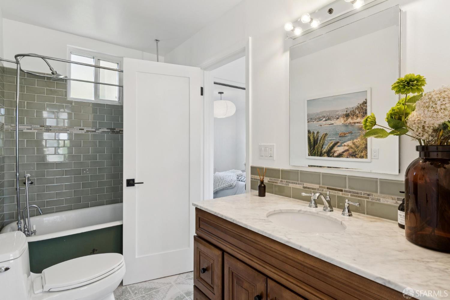 Detail Gallery Image 29 of 69 For 270 Flood Ave, San Francisco,  CA 94112 - 4 Beds | 3 Baths