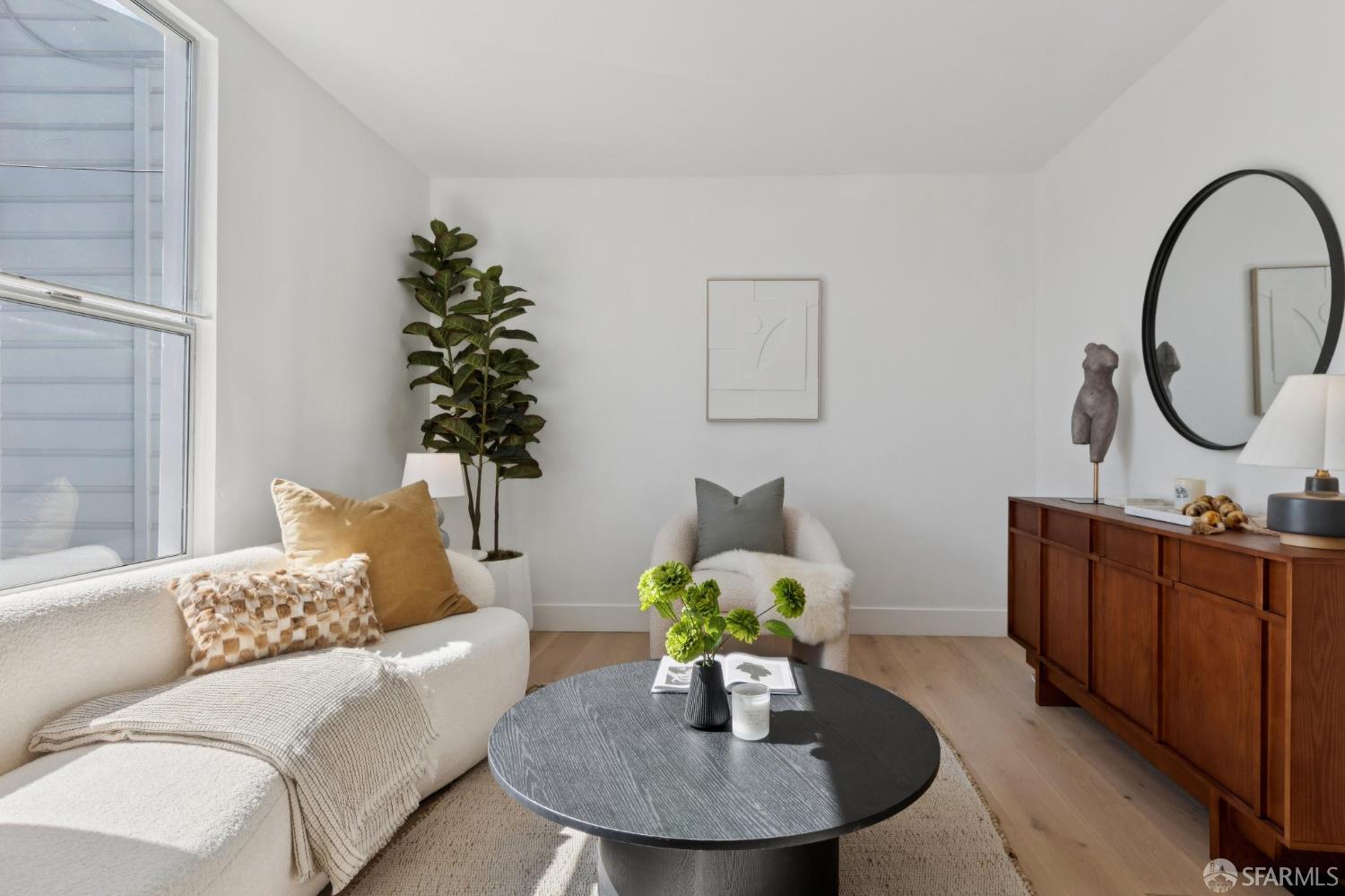 Detail Gallery Image 8 of 69 For 270 Flood Ave, San Francisco,  CA 94112 - 4 Beds | 3 Baths