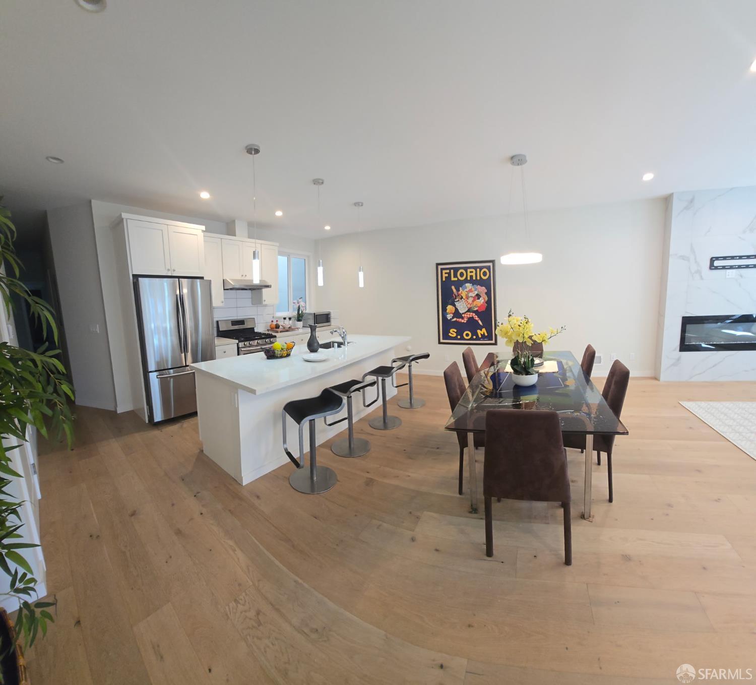 Detail Gallery Image 6 of 52 For 134 17th Ave, San Francisco,  CA 94121 - – Beds | – Baths