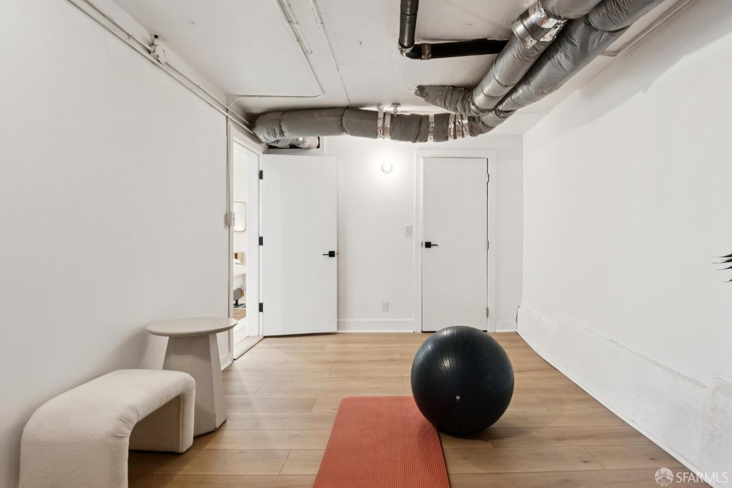 Detail Gallery Image 45 of 69 For 270 Flood Ave, San Francisco,  CA 94112 - 4 Beds | 3 Baths