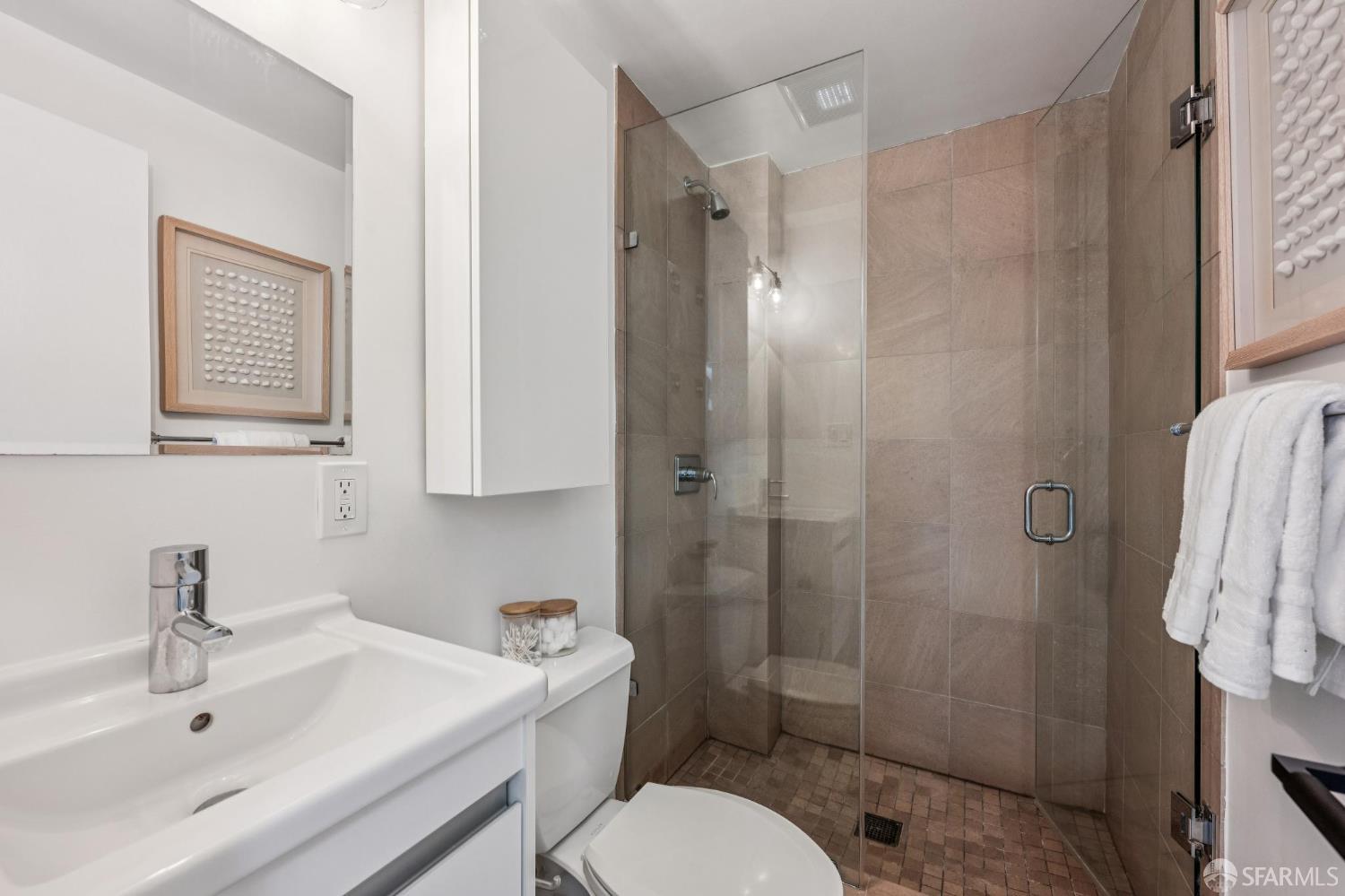 Detail Gallery Image 20 of 38 For 2315 Divisadero St #M,  San Francisco,  CA 94116 - 2 Beds | 2 Baths
