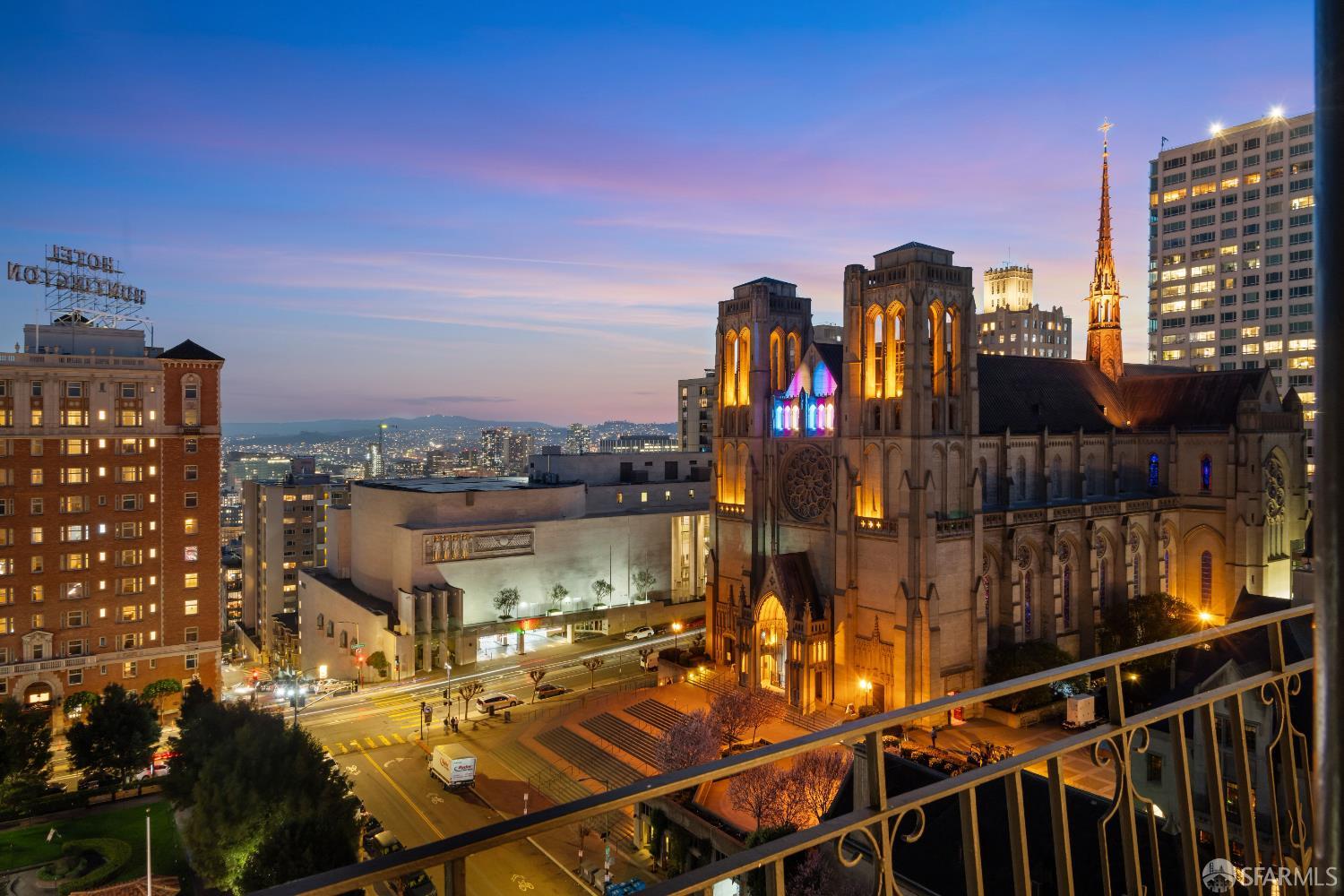 Detail Gallery Image 15 of 17 For 1190 Sacramento St #11,  San Francisco,  CA 94108 - 2 Beds | 2 Baths