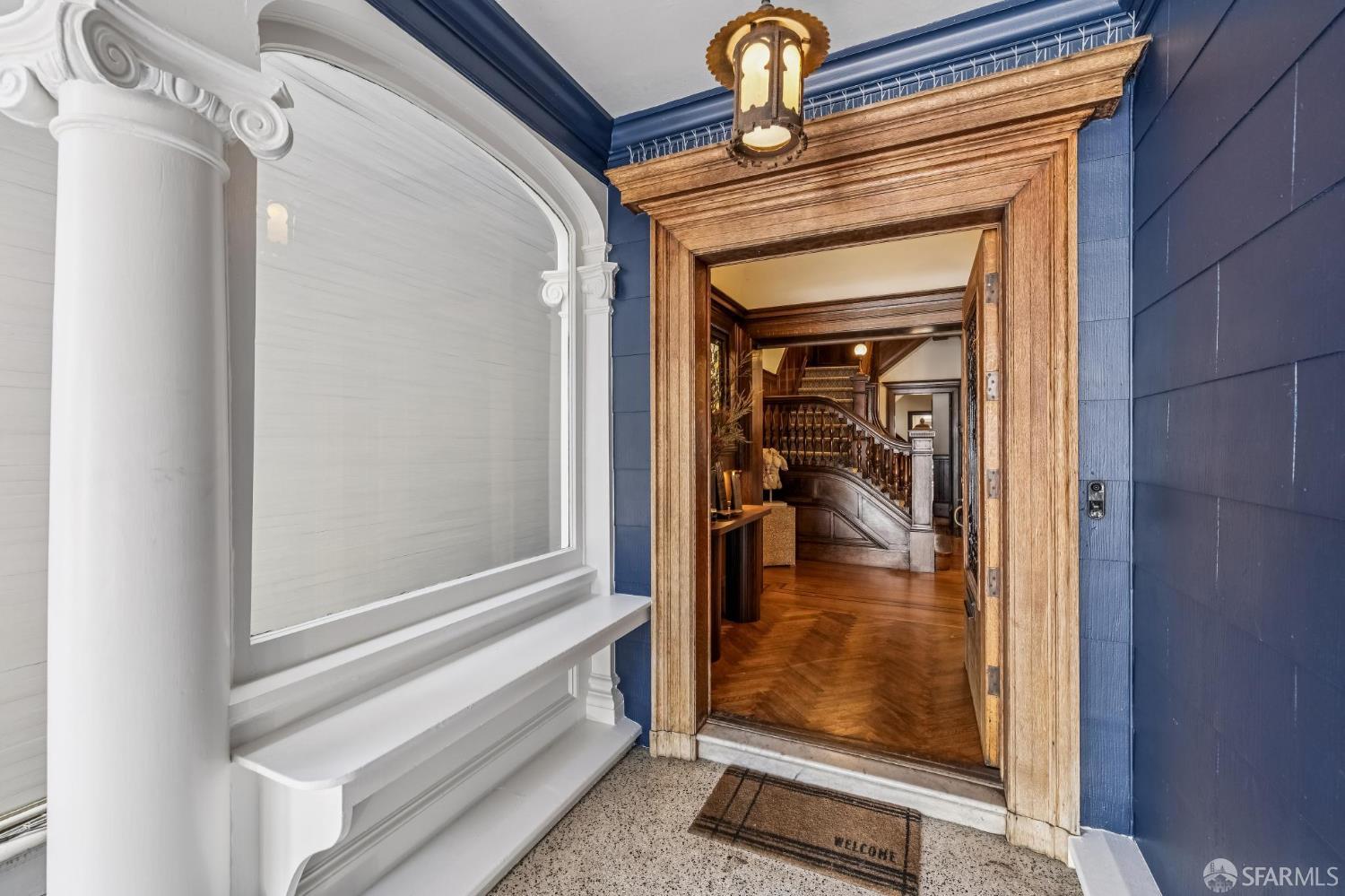 Detail Gallery Image 3 of 62 For 1461 Page St, San Francisco,  CA 94117 - 7 Beds | 4/2 Baths