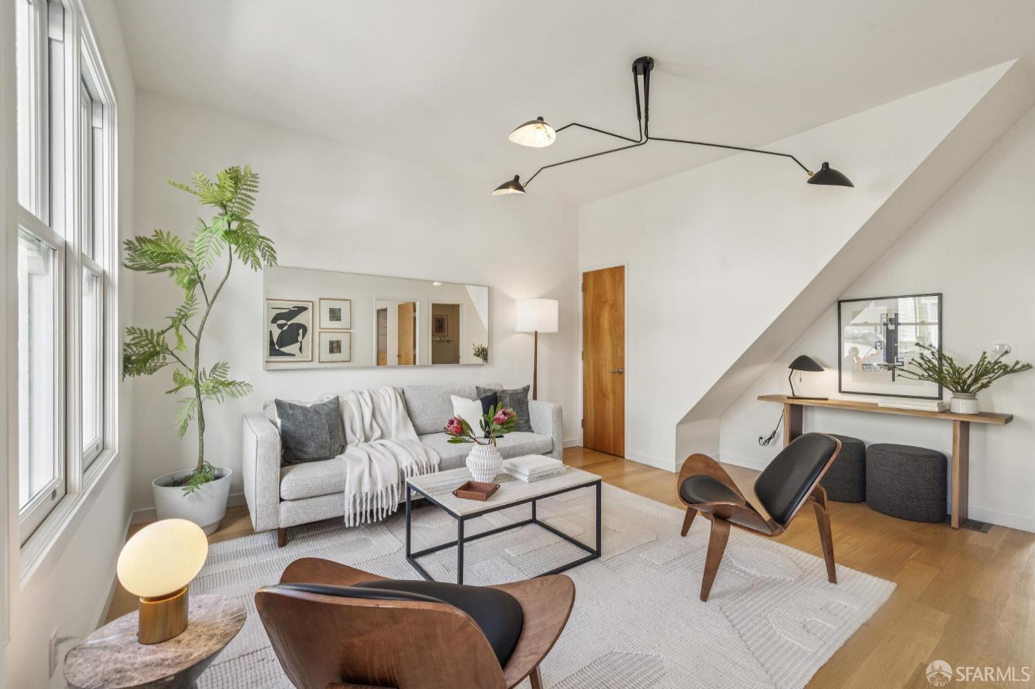 Detail Gallery Image 4 of 89 For 115 Ellsworth St, San Francisco,  CA 94110 - 3 Beds | 3 Baths