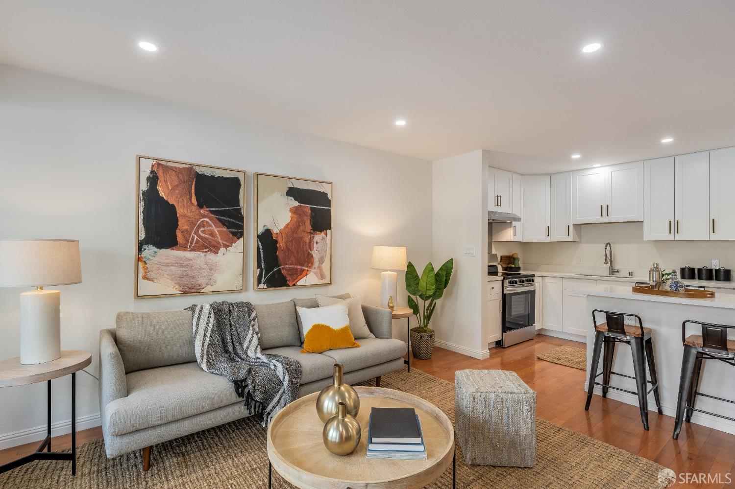 Detail Gallery Image 9 of 34 For 2250 24th St #231,  San Francisco,  CA 94107 - 2 Beds | 1 Baths