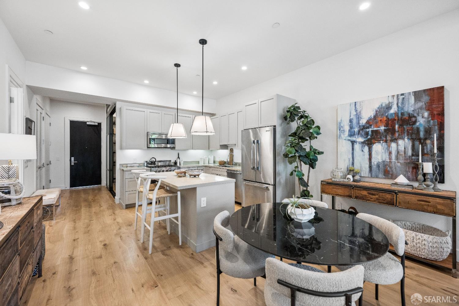 Detail Gallery Image 7 of 22 For 3133 24th St #1,  San Francisco,  CA 94110 - 1 Beds | 2 Baths