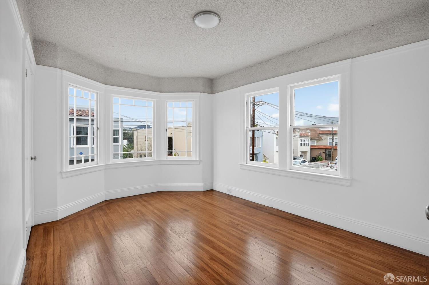 Detail Gallery Image 8 of 21 For 59 Acton St, Daly City,  CA 94014 - 3 Beds | 1/1 Baths